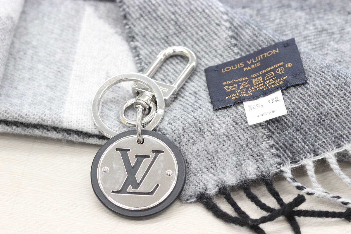 滋賀でルイヴィトンのマフラー・キーホルダーが高く売れます