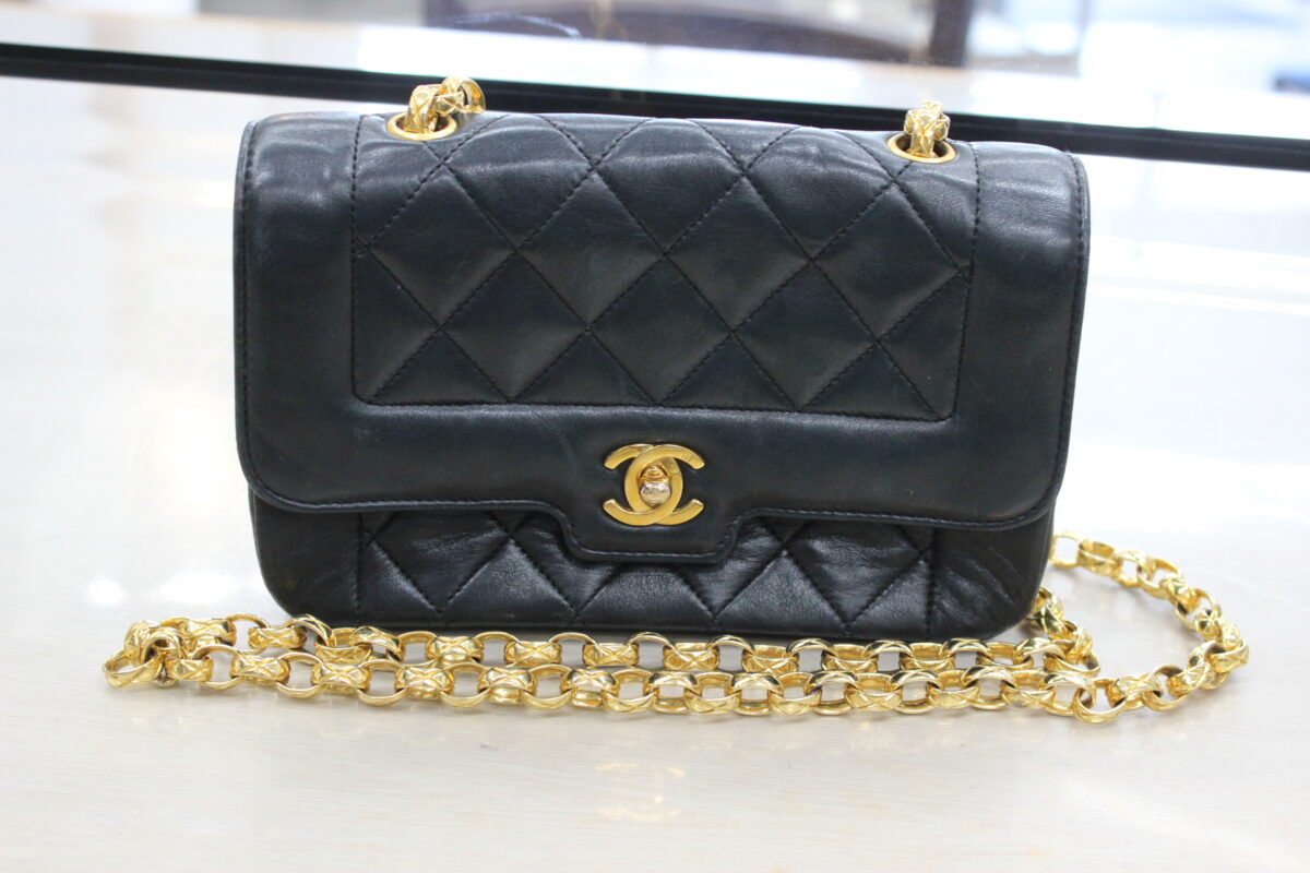 シャネルのヴィンテージバッグ買取価格上昇中！