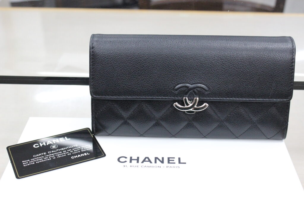 chanel-wallet