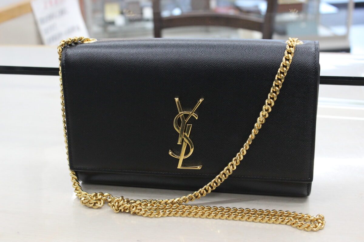 滋賀でサンローラン ショルダーバッグの買取・実績公開中