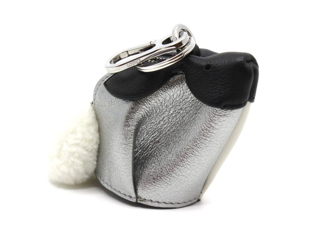 ロエベのコインケース