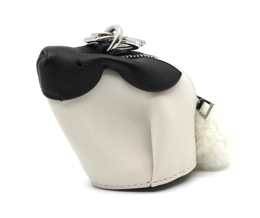 ロエベのコインケース